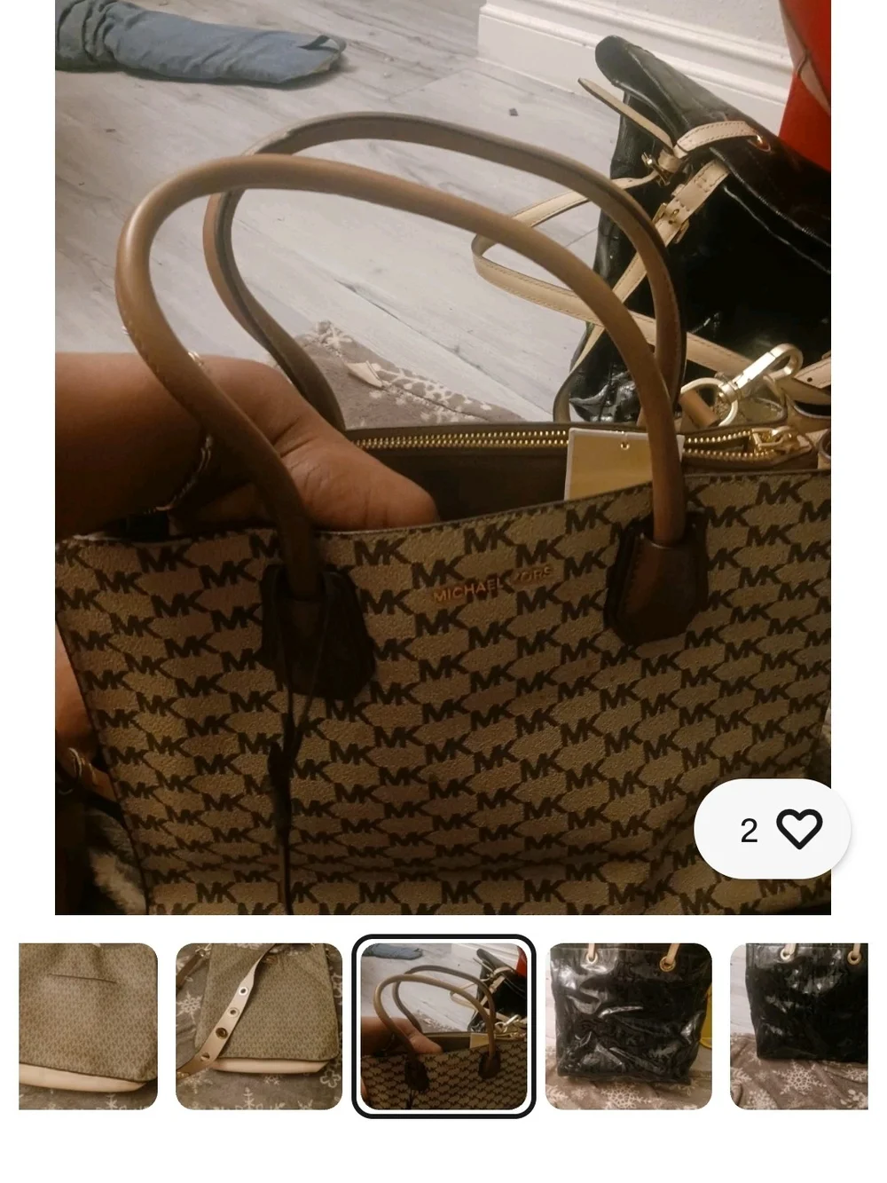 Michael Kors Lot Of 4 Crossbody and Tote Set